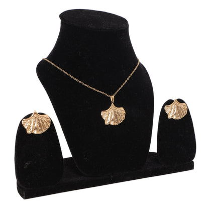 Tri-Tone Lattice Pendant Set with Earrings